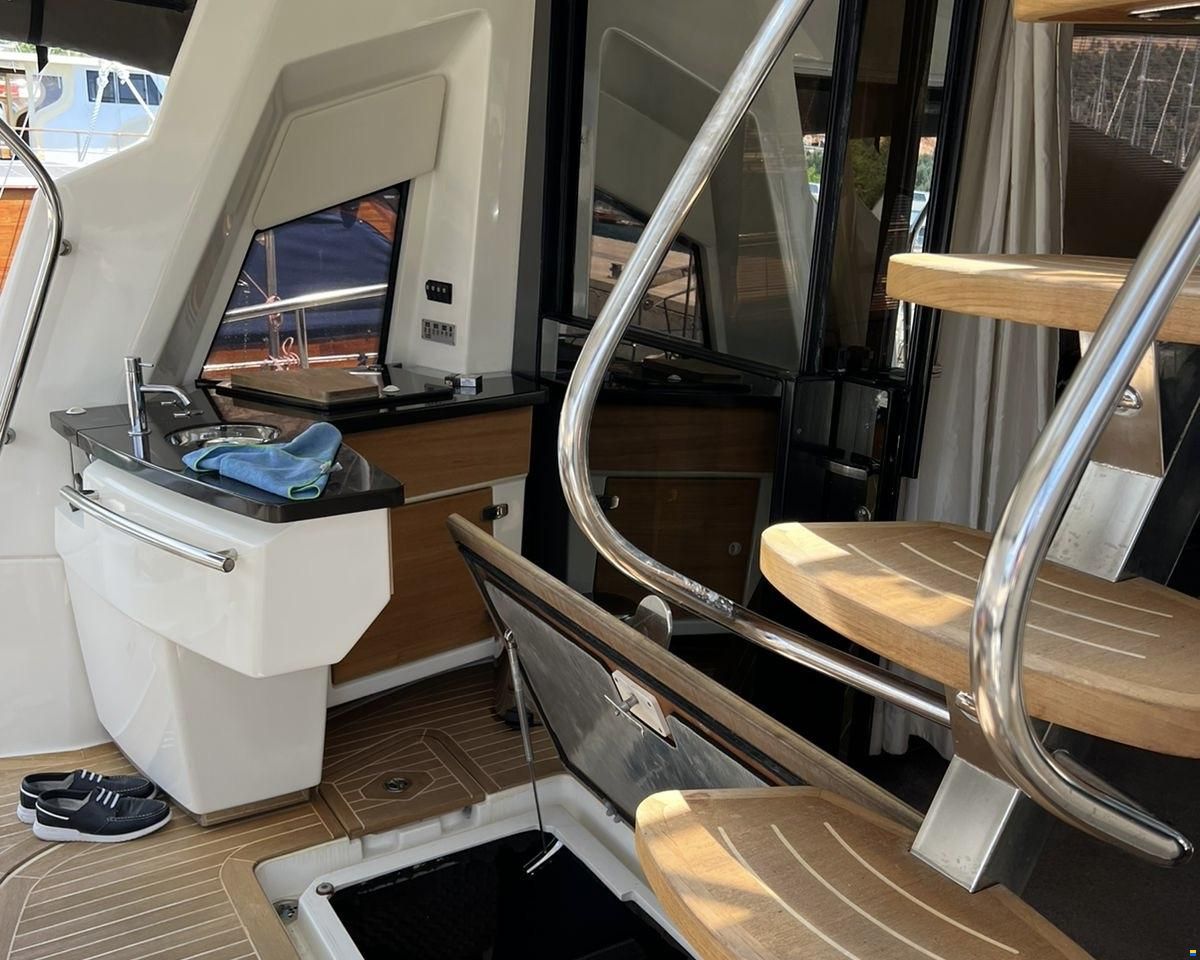 Cranchi Sixty 6 Fly Yacht Class