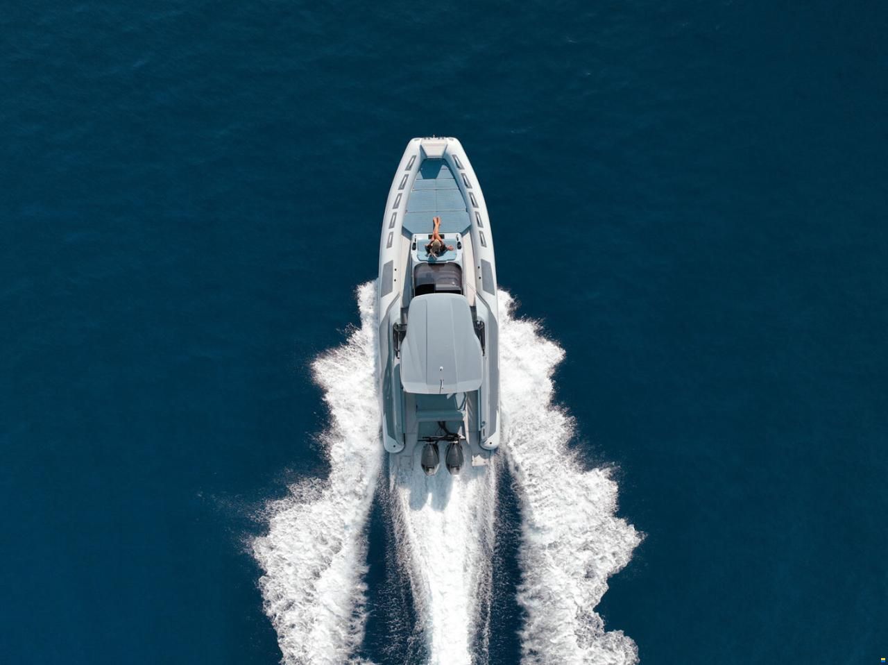Ranieri Cayman 33.0 Executive