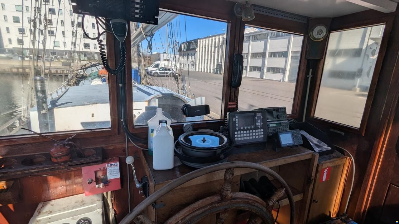 505 Topsail Schooner