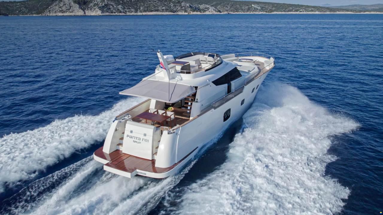 Monachus 70 Fly