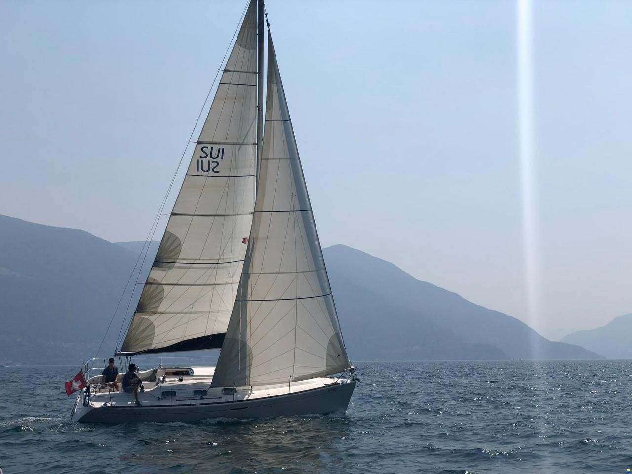 Beneteau First 33.7