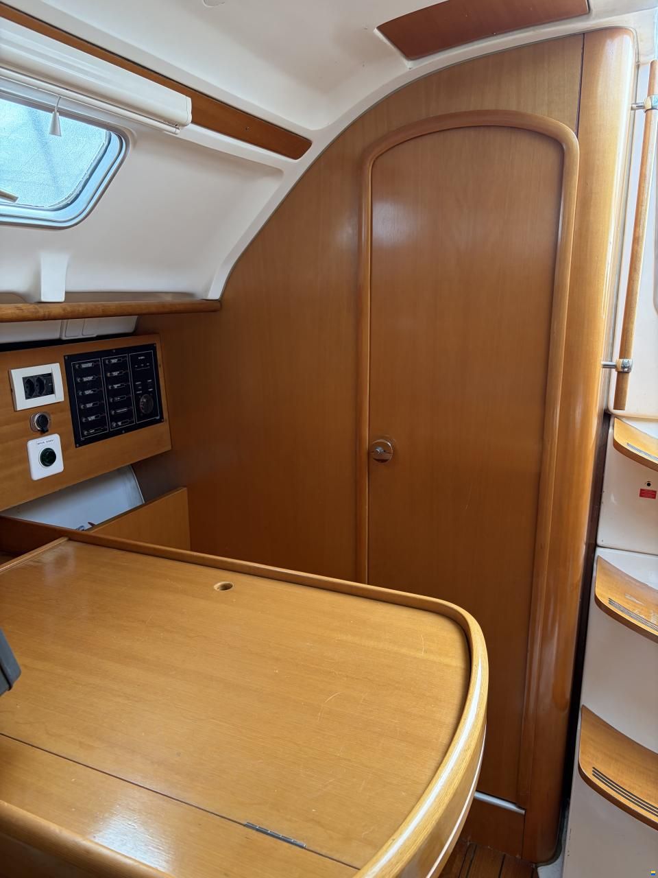 Beneteau First 33.7