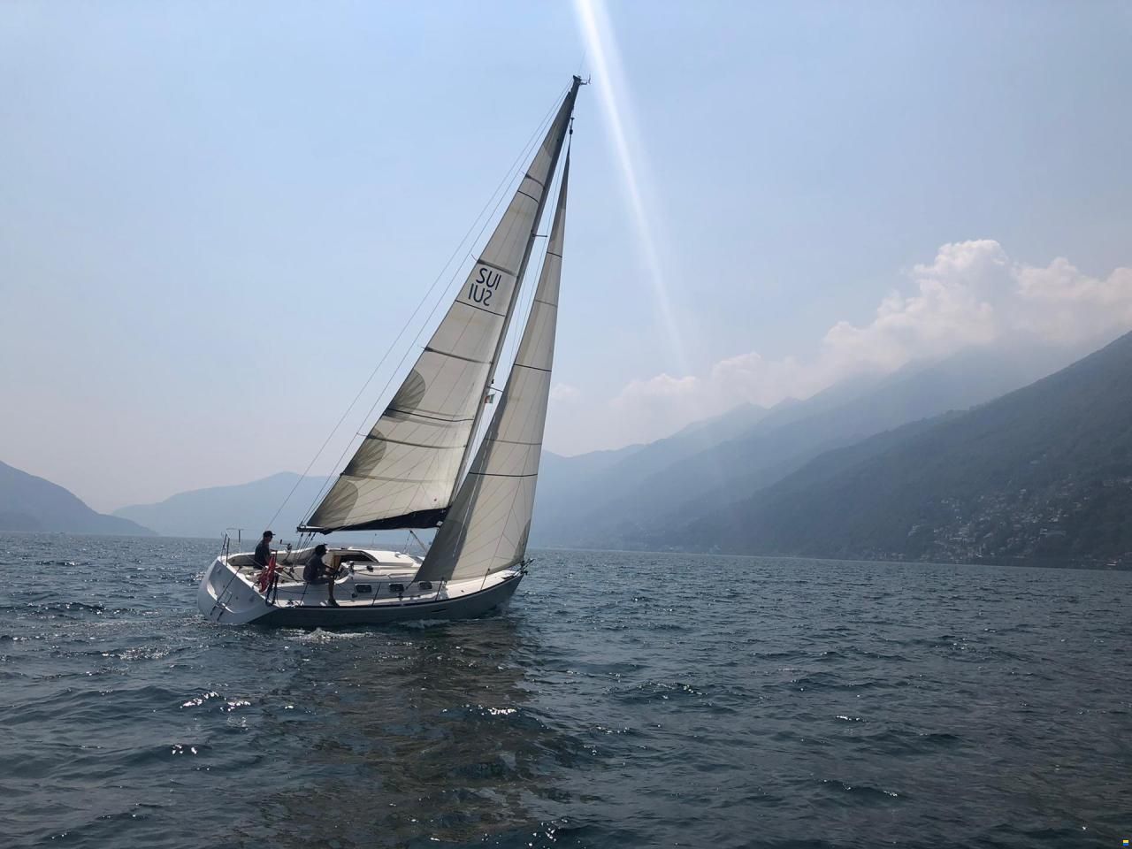 Beneteau First 33.7