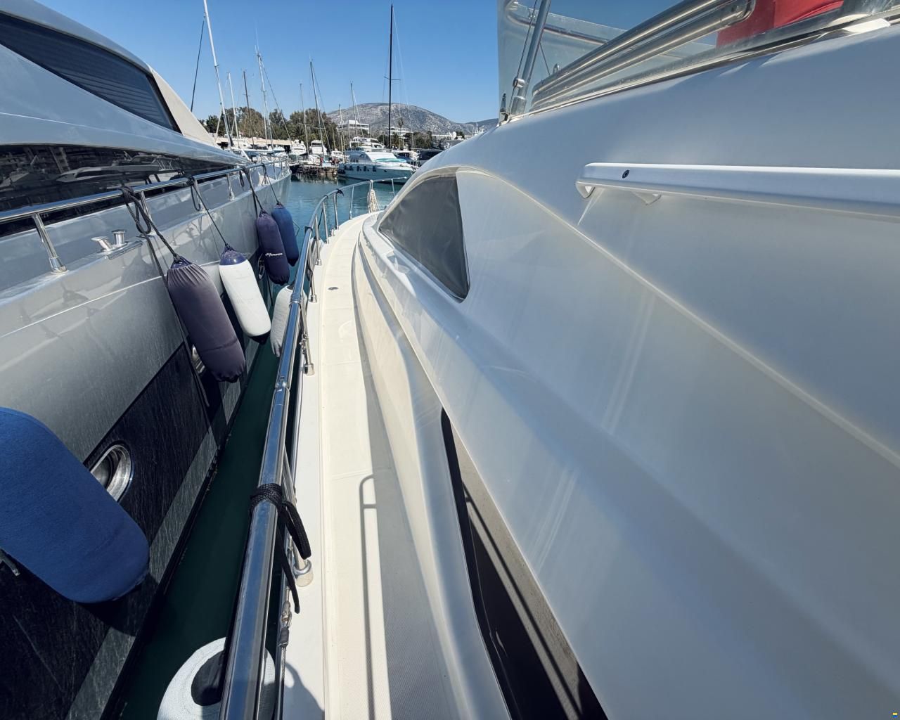 Ferretti 57 Fly