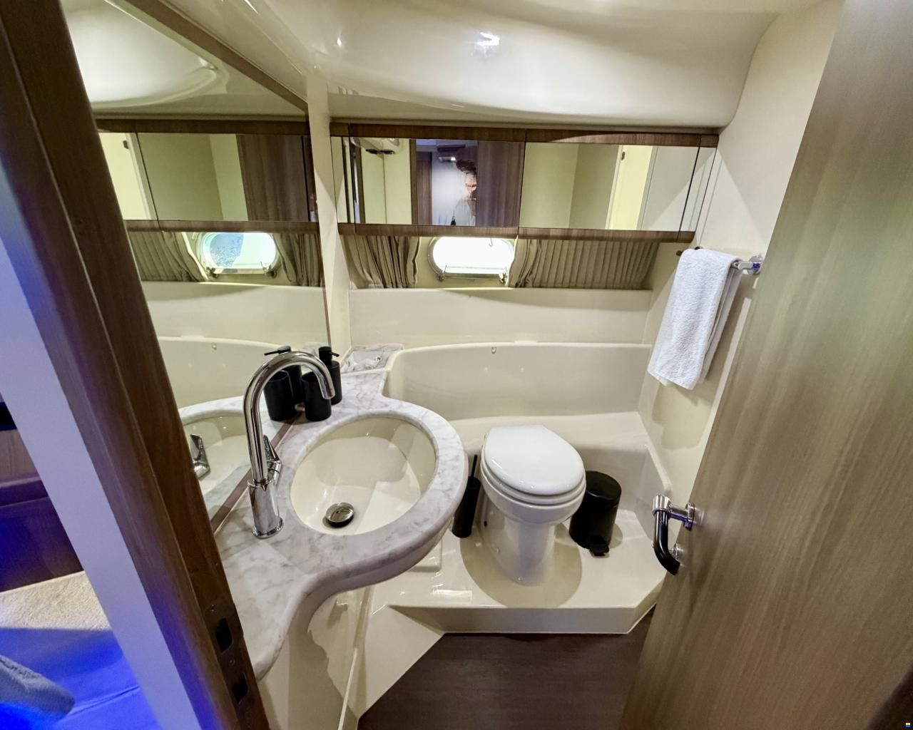 Ferretti 57 Fly