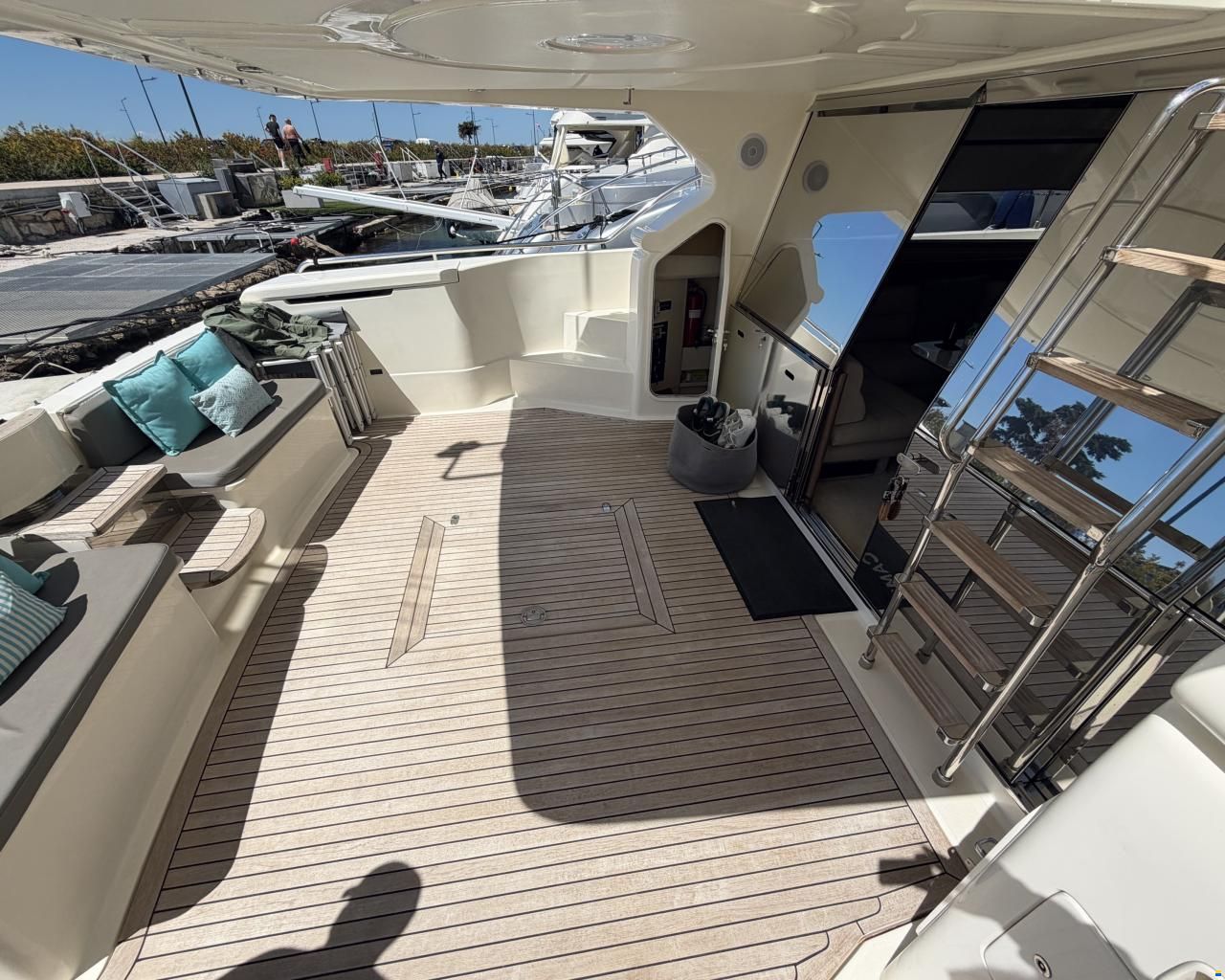 Ferretti 57 Fly