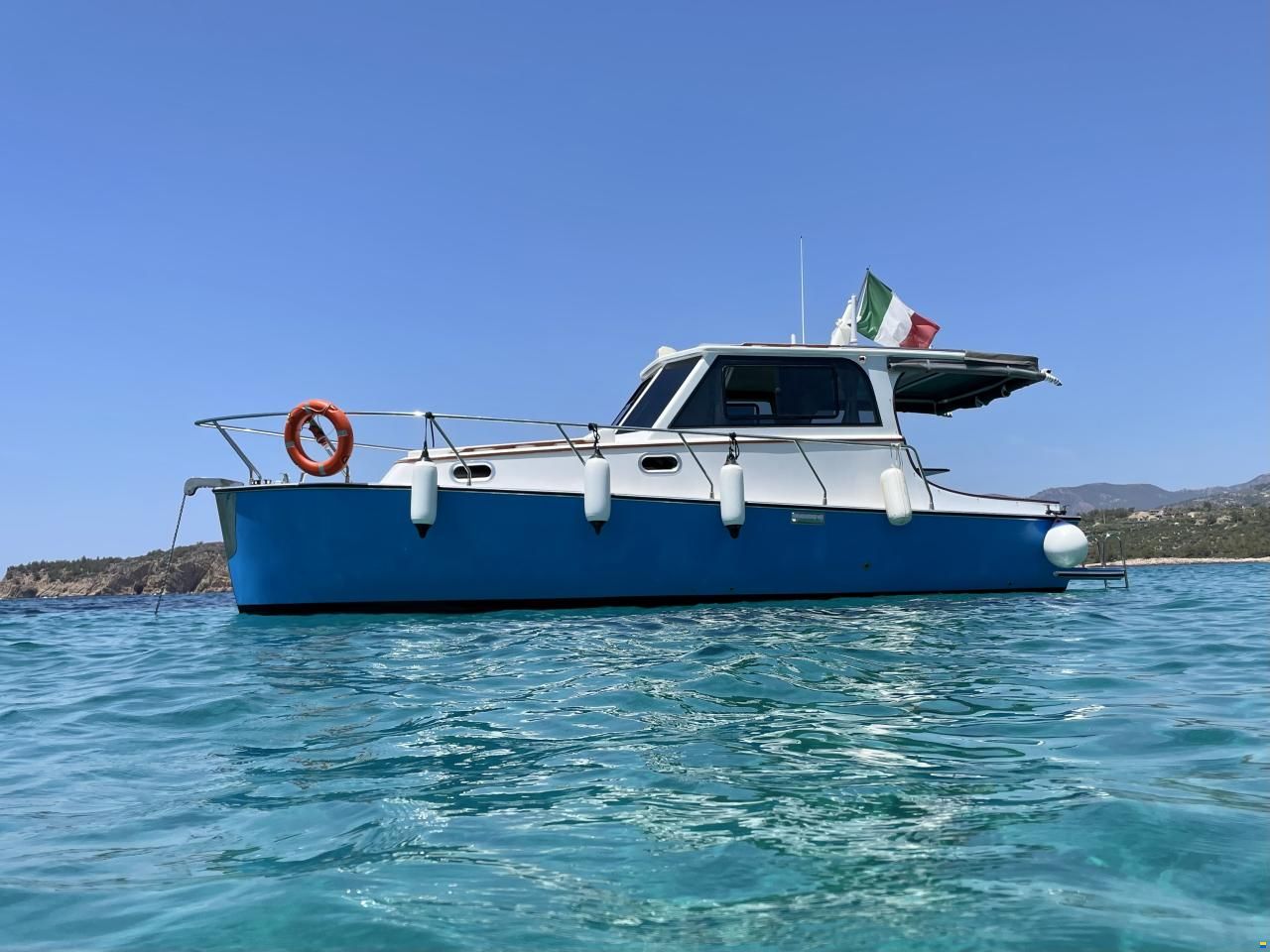 Acar Yat Libert&agrave; 28