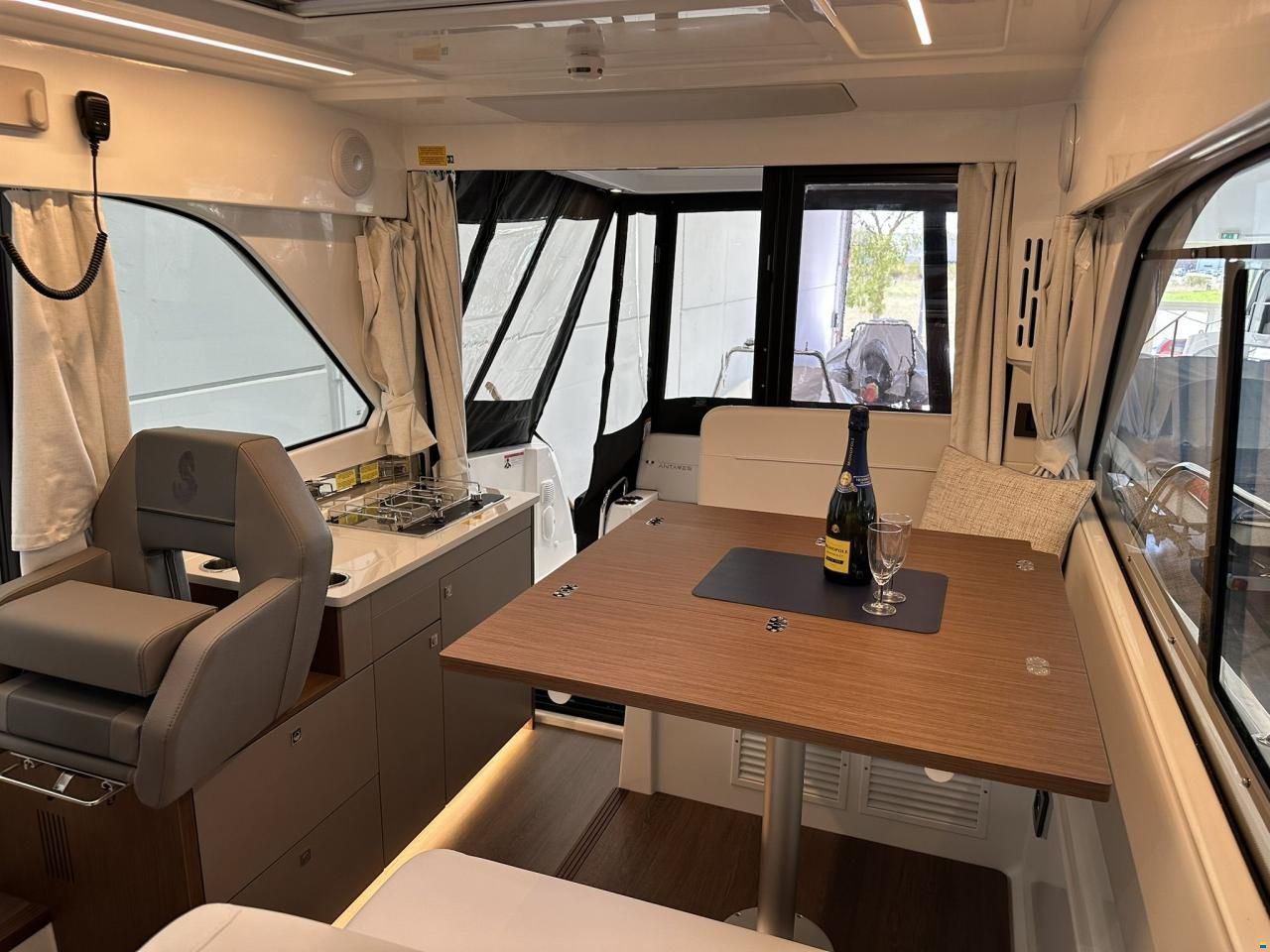 Beneteau Antares 9v2
