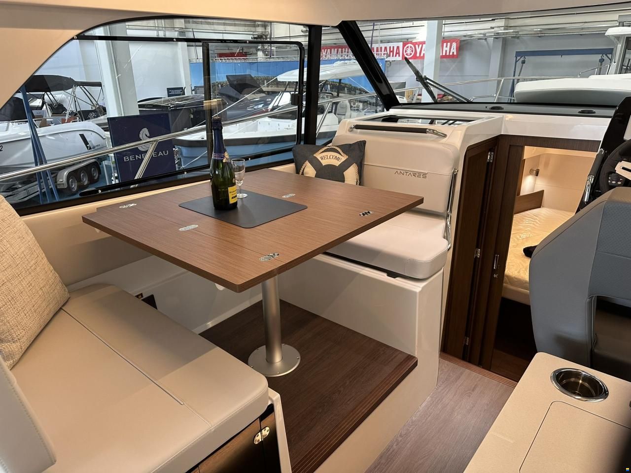 Beneteau Antares 9v2