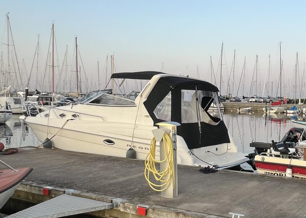 Regal 2760