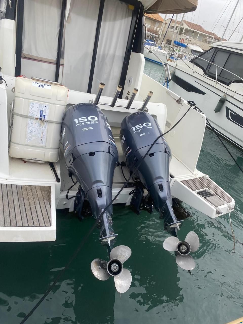 Jeanneau MERRY FISHER 855