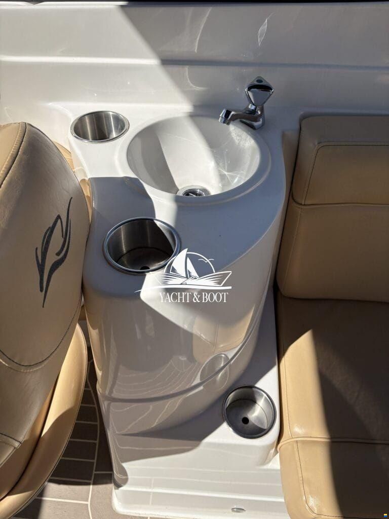 Rinker 246 Captiva CC