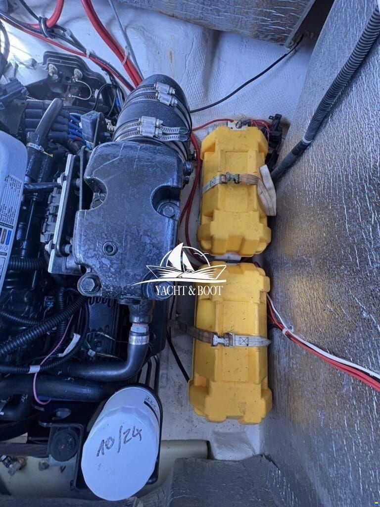 Rinker 246 Captiva CC