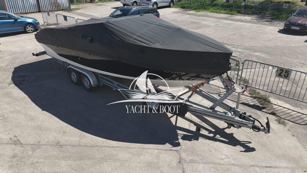 Rinker 246 Captiva CC