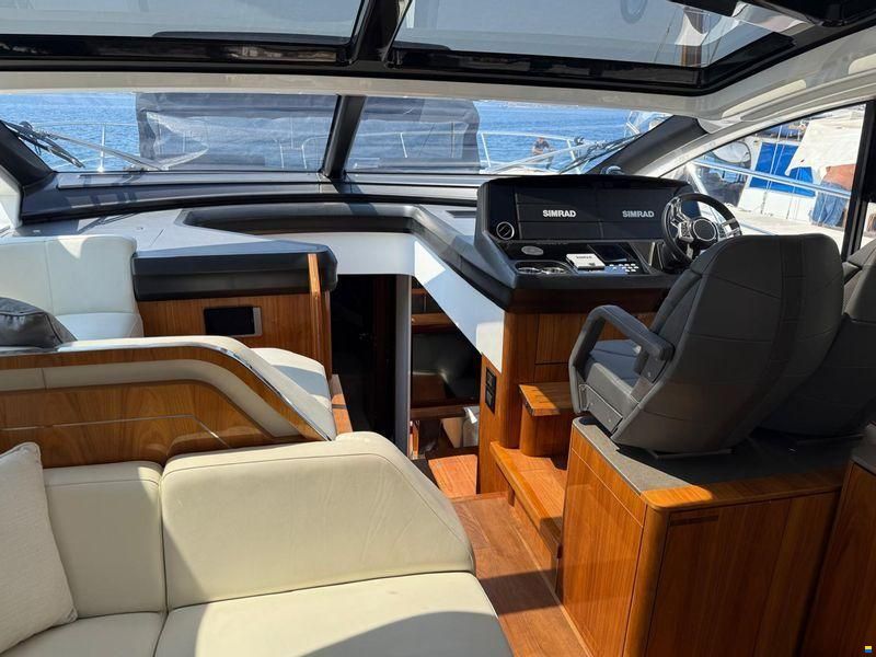 Sunseeker Predator 55 EVO