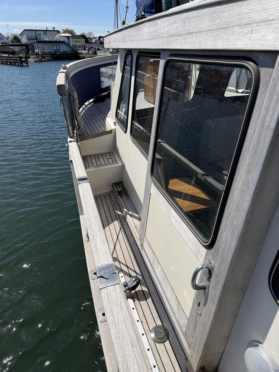 Nauticat 33