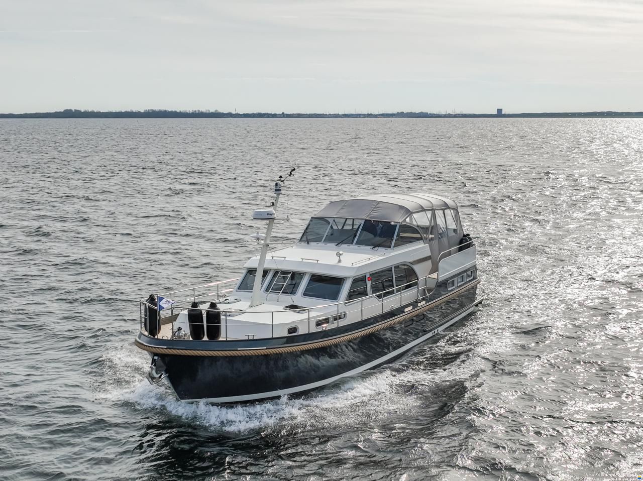 Linssen Grand Sturdy 45.0 AC Twin