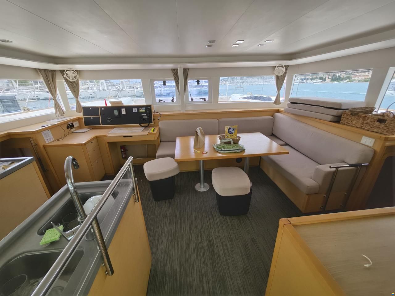 Lagoon 450 F