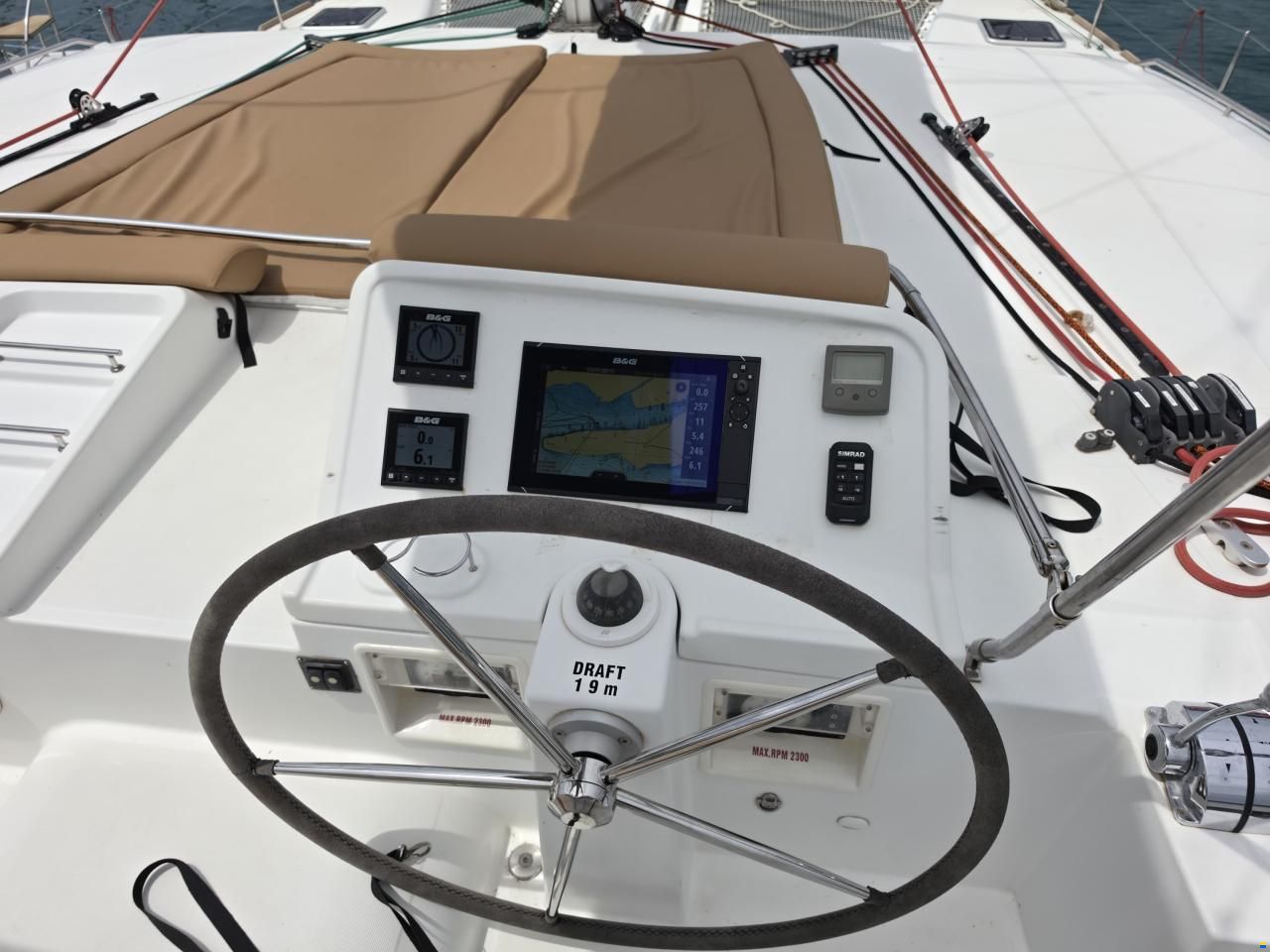 Lagoon 450 F
