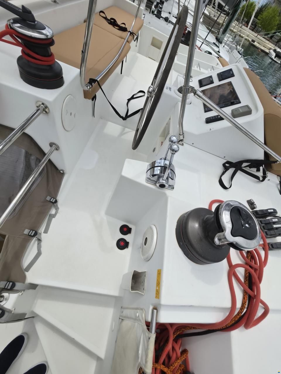 Lagoon 450 F