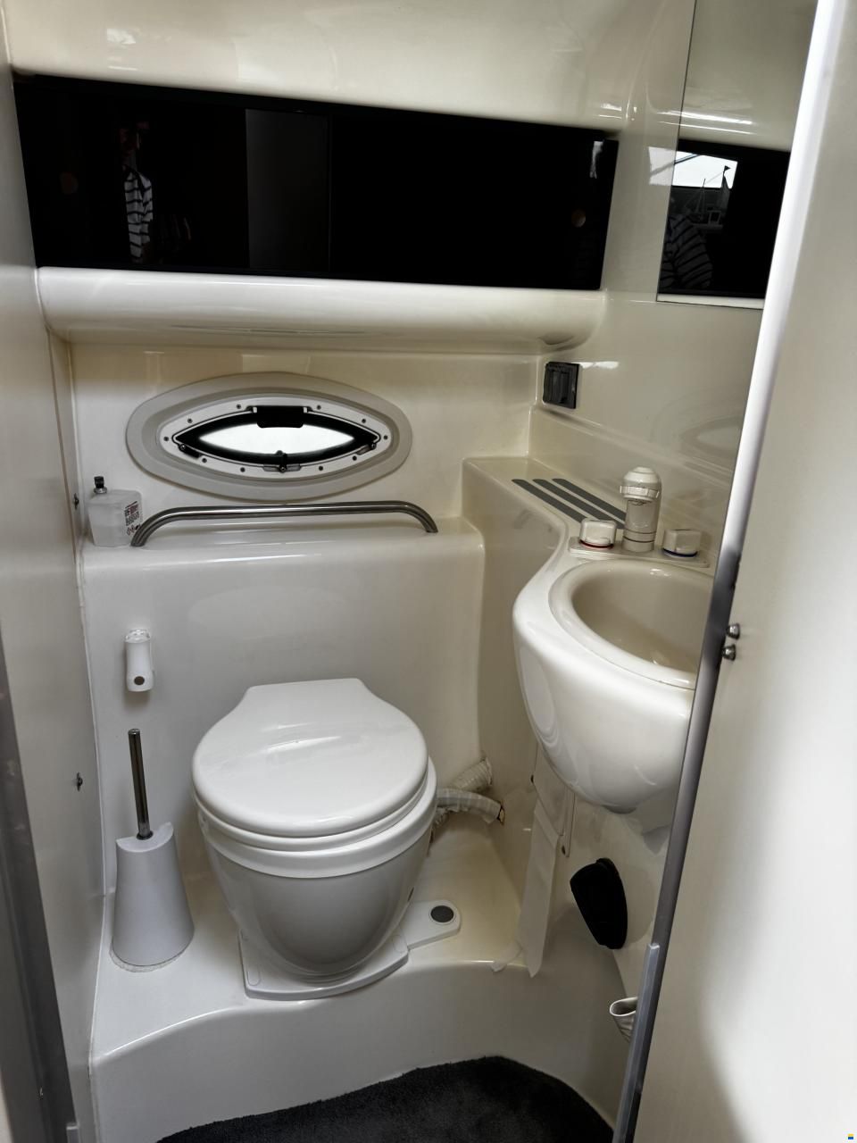 Bayliner 285