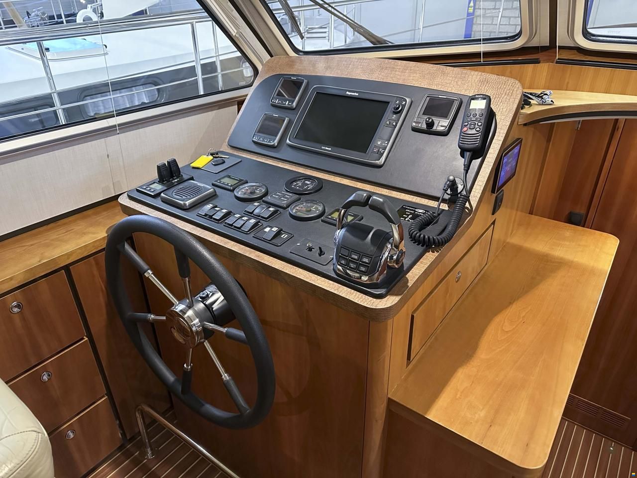 Linssen Grand Sturdy 43.9 Sedan Twin