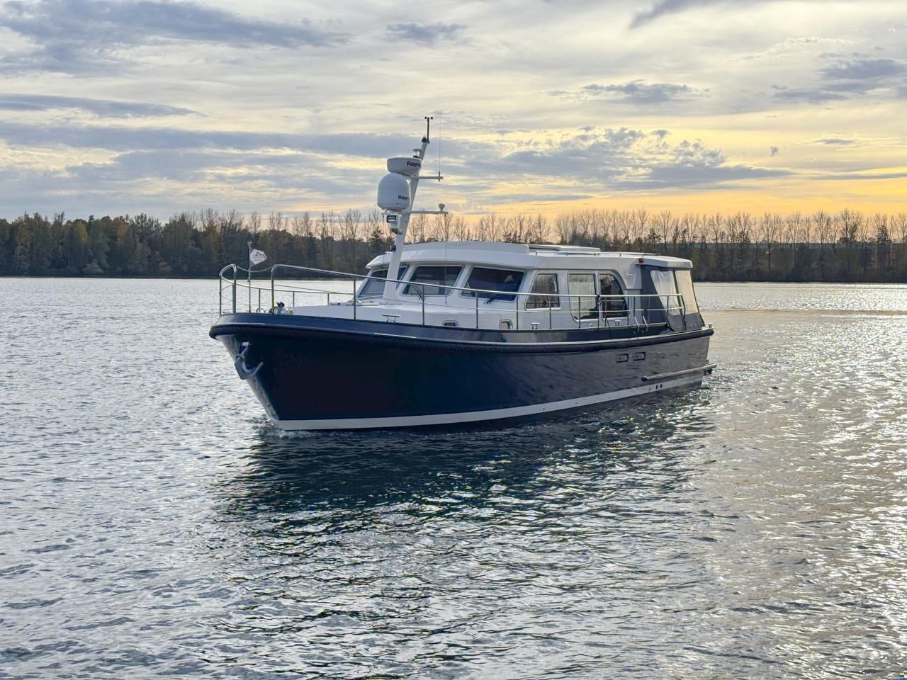 Linssen Grand Sturdy 43.9 Sedan Twin