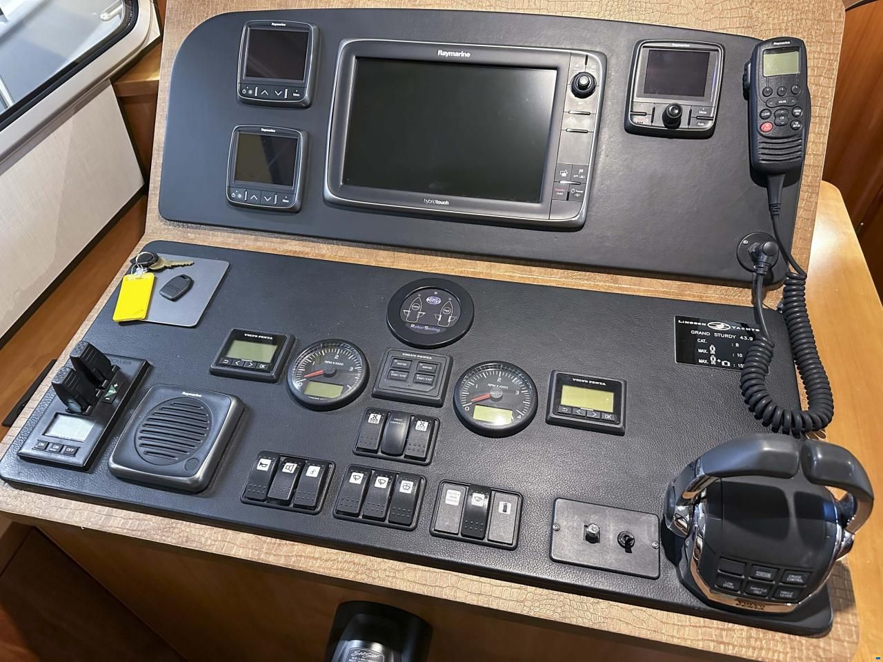 Linssen Grand Sturdy 43.9 Sedan Twin