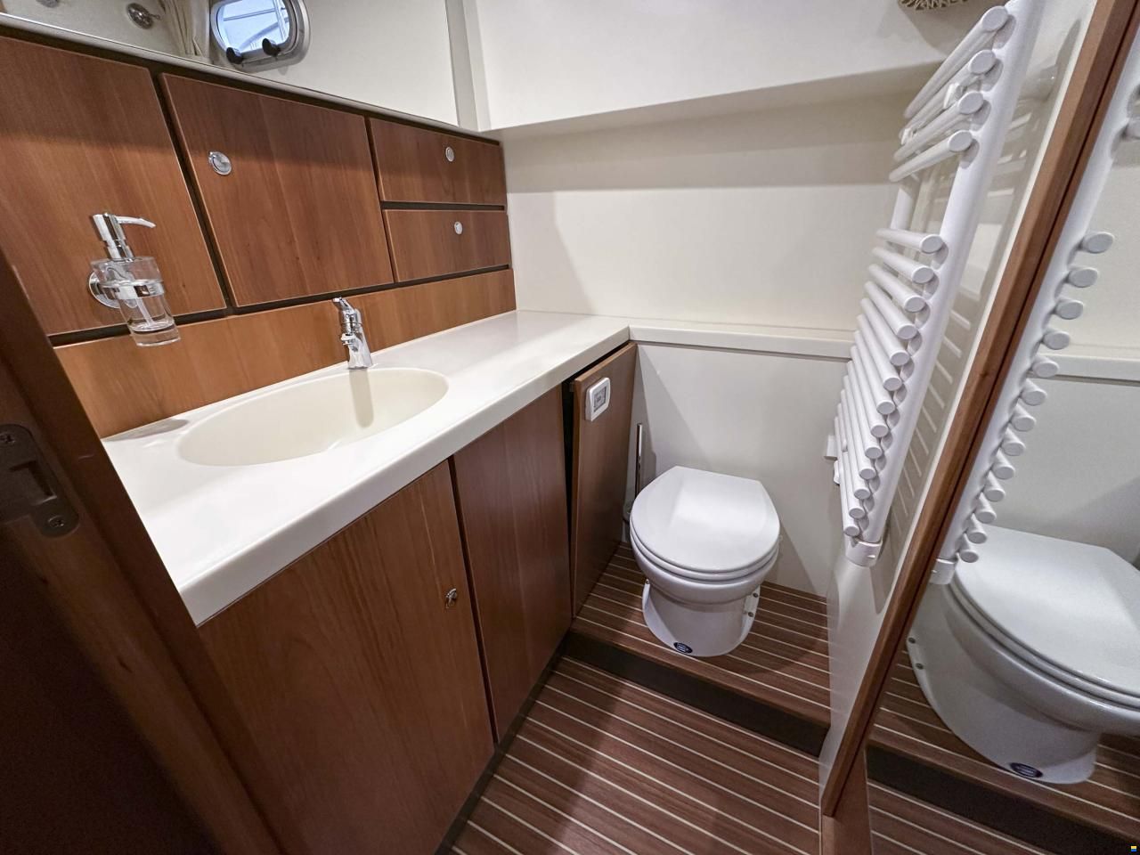 Linssen Grand Sturdy 43.9 Sedan Twin