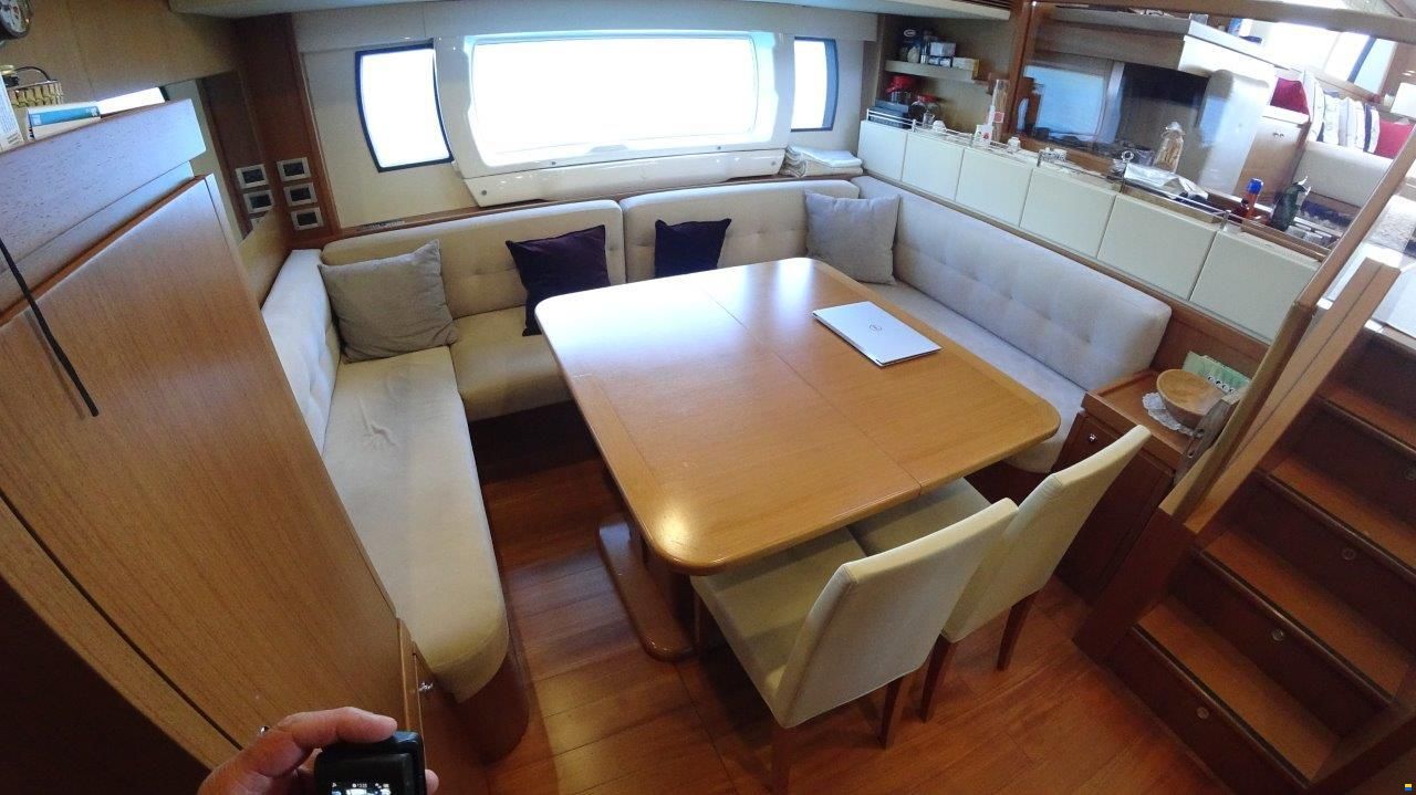 Ferretti ALTURA 840