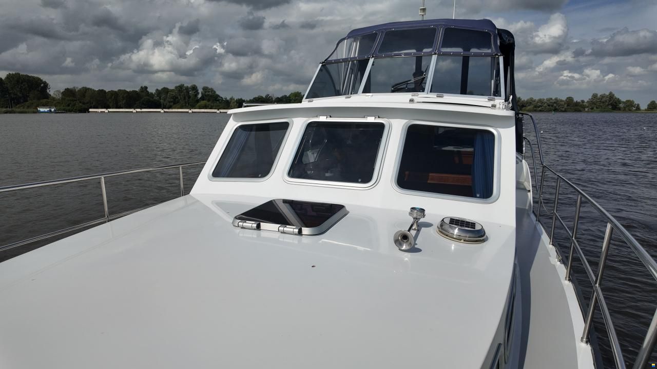 Pedro 35 Skiron