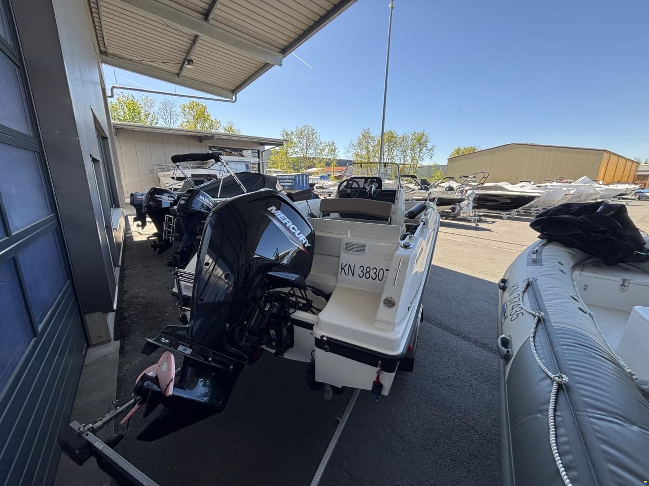 Quicksilver Activ 505 Open