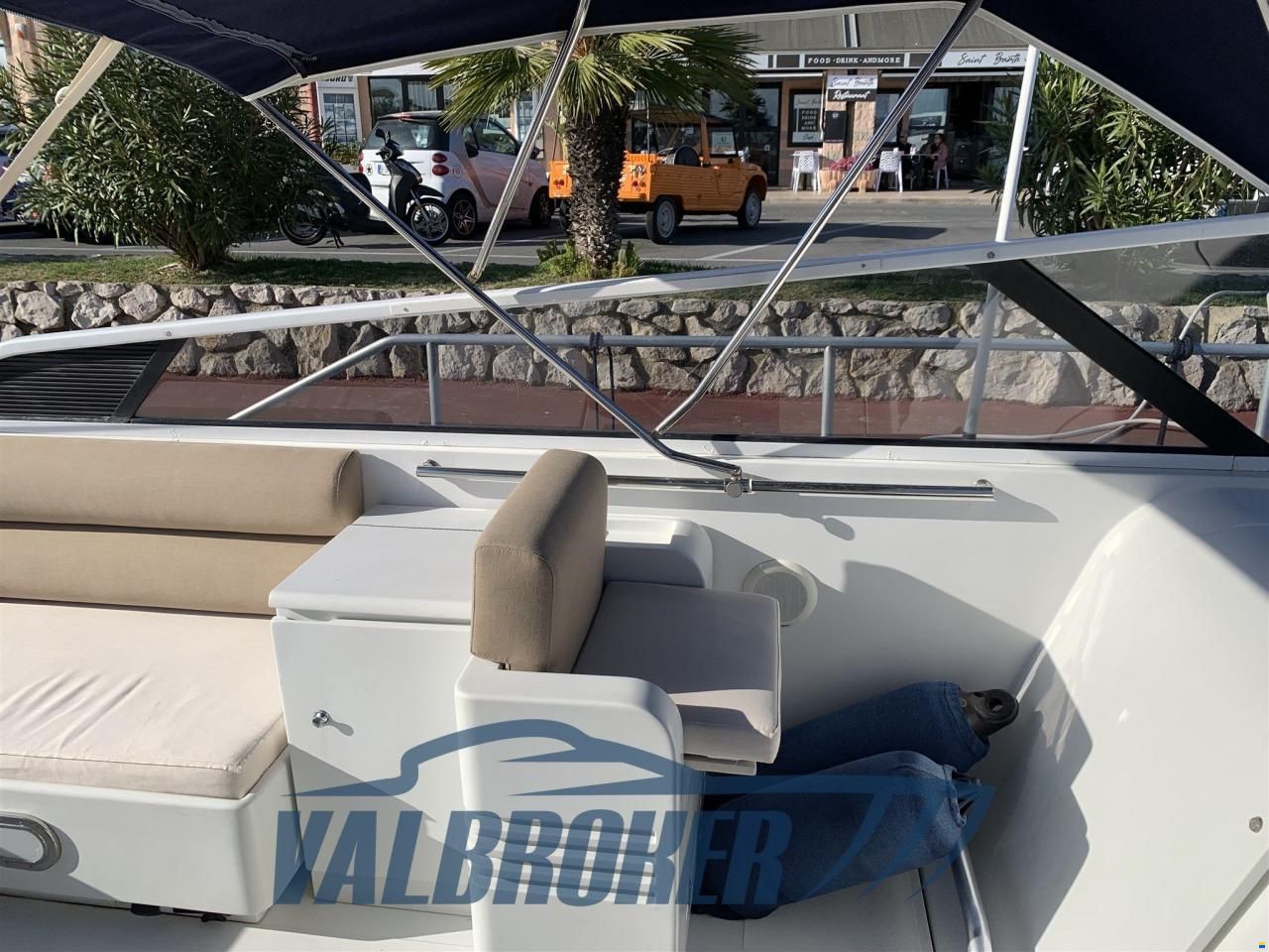 Pershing 40