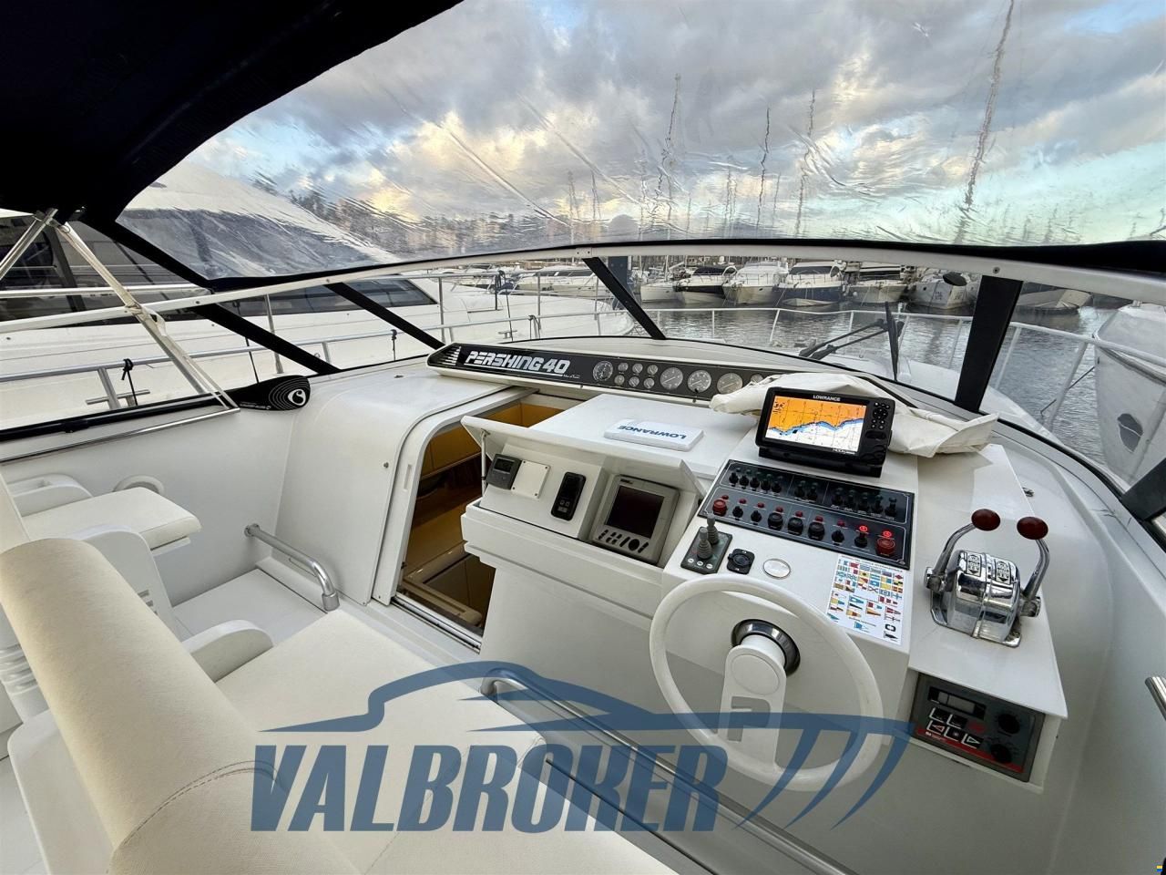 Pershing 40