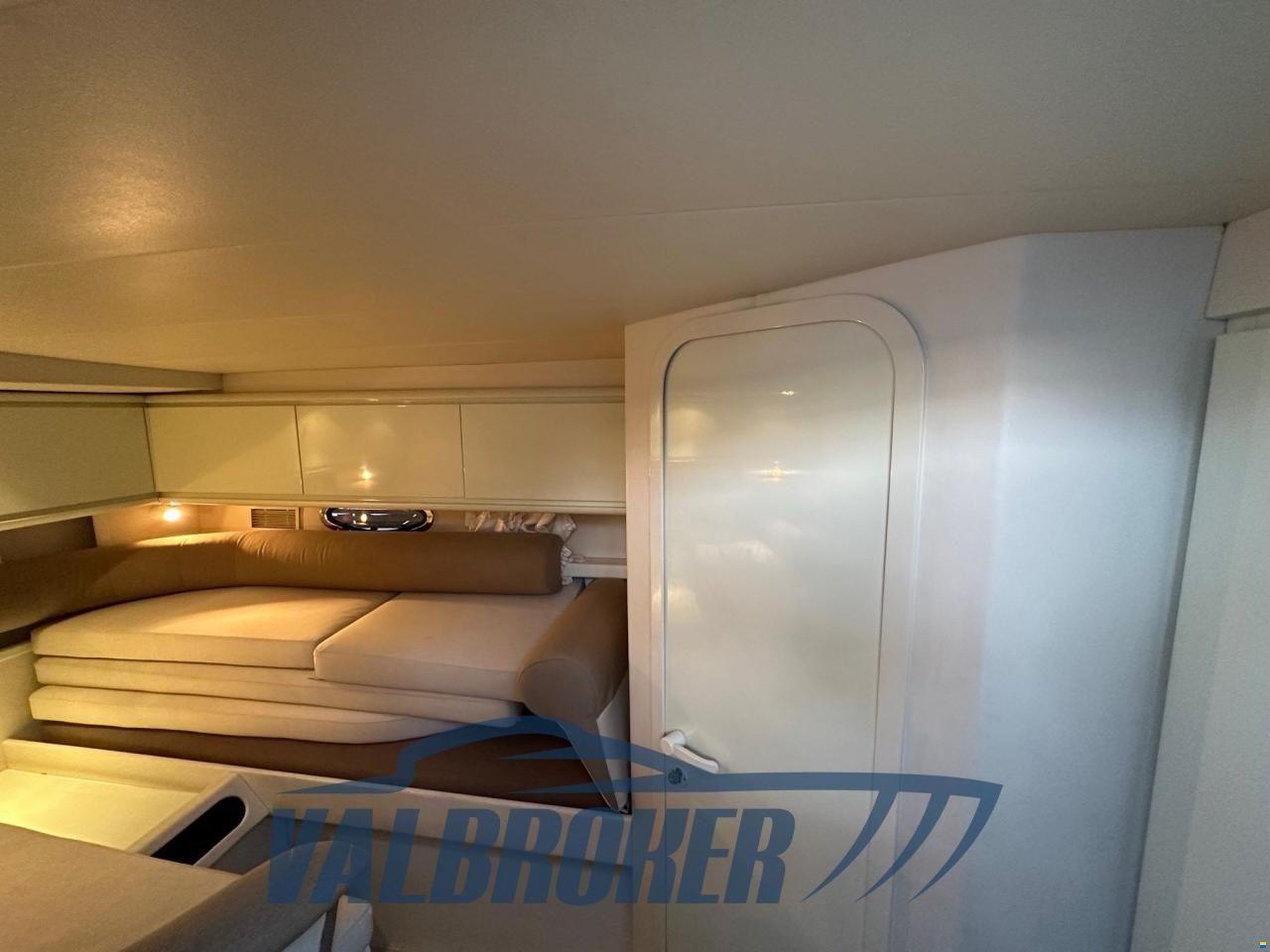 Pershing 40