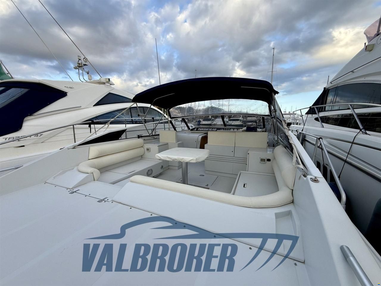 Pershing 40