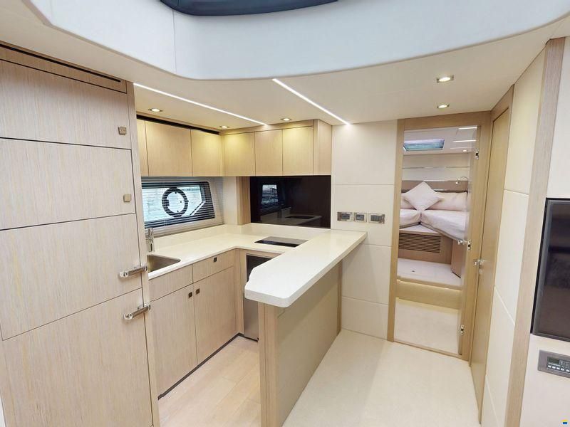 Sunseeker Predator 50
