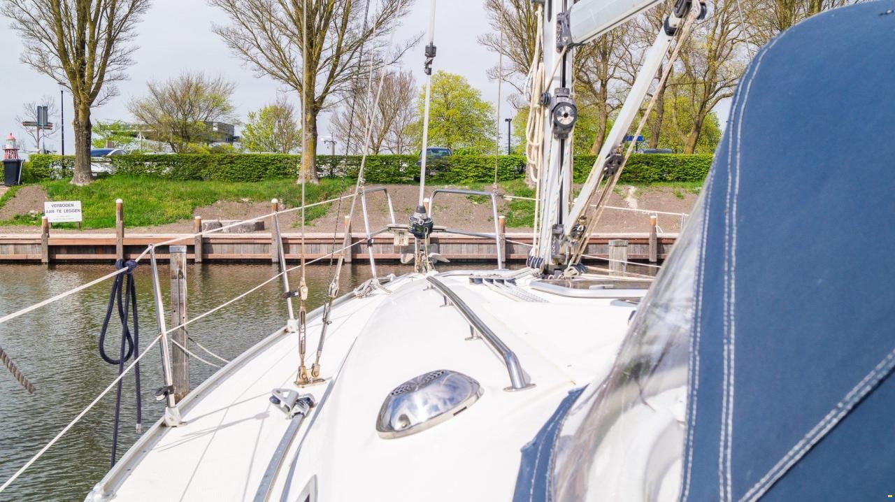 Bavaria 35