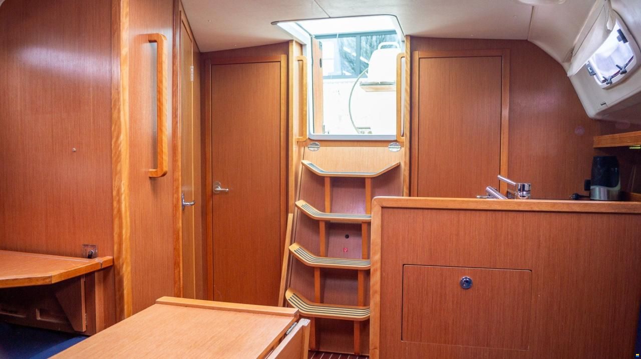 Bavaria 35