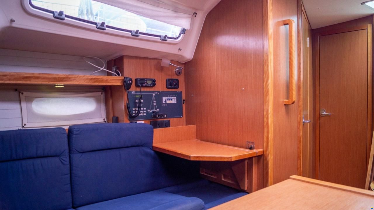 Bavaria 35