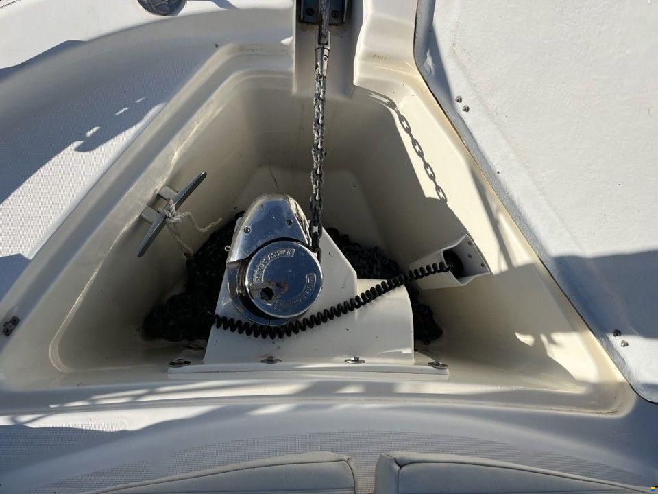 Jeanneau LEADER 805