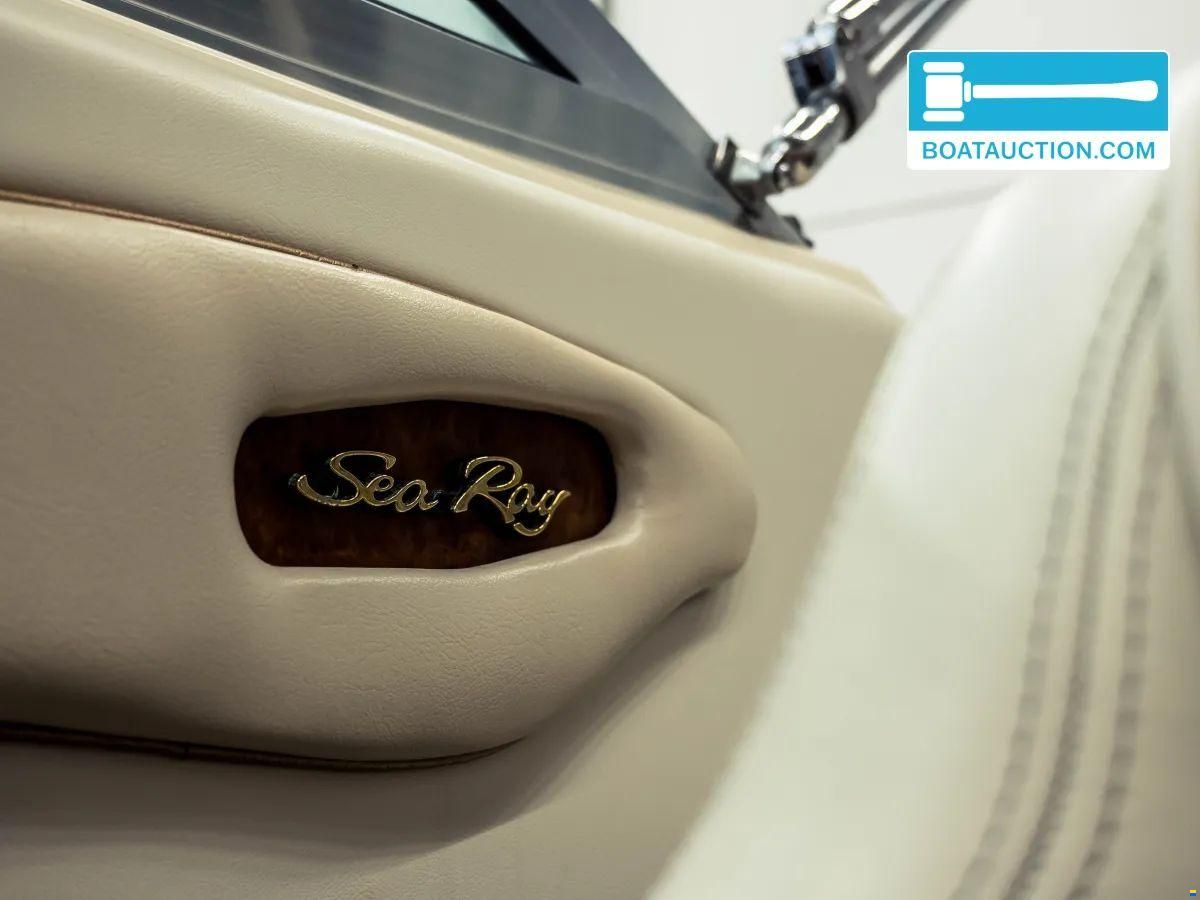 Sea Ray 200 Signature