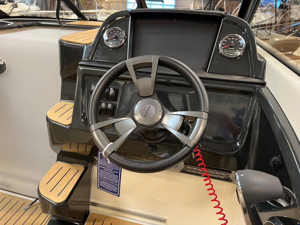 Quicksilver Activ 755 Cruiser med F225 M