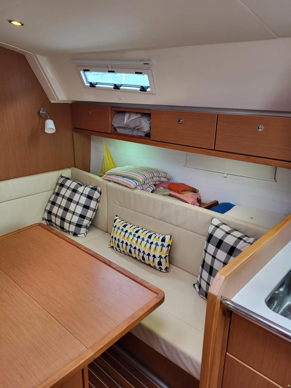 Bavaria Cruiser 36 Avantgarde