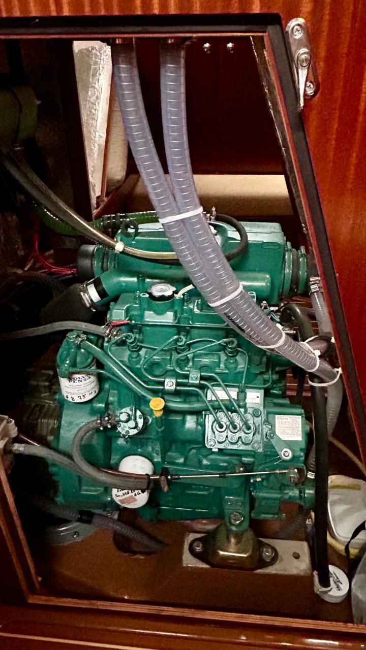 Bavaria 42