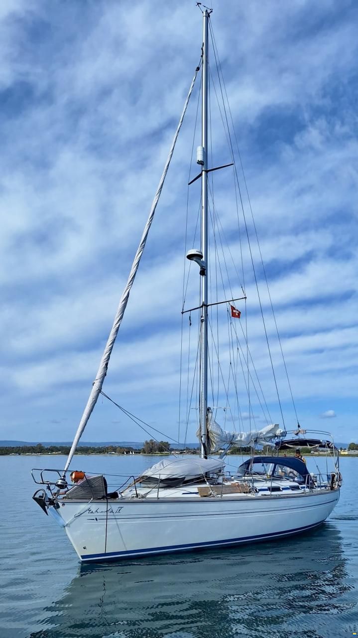 Bavaria 42