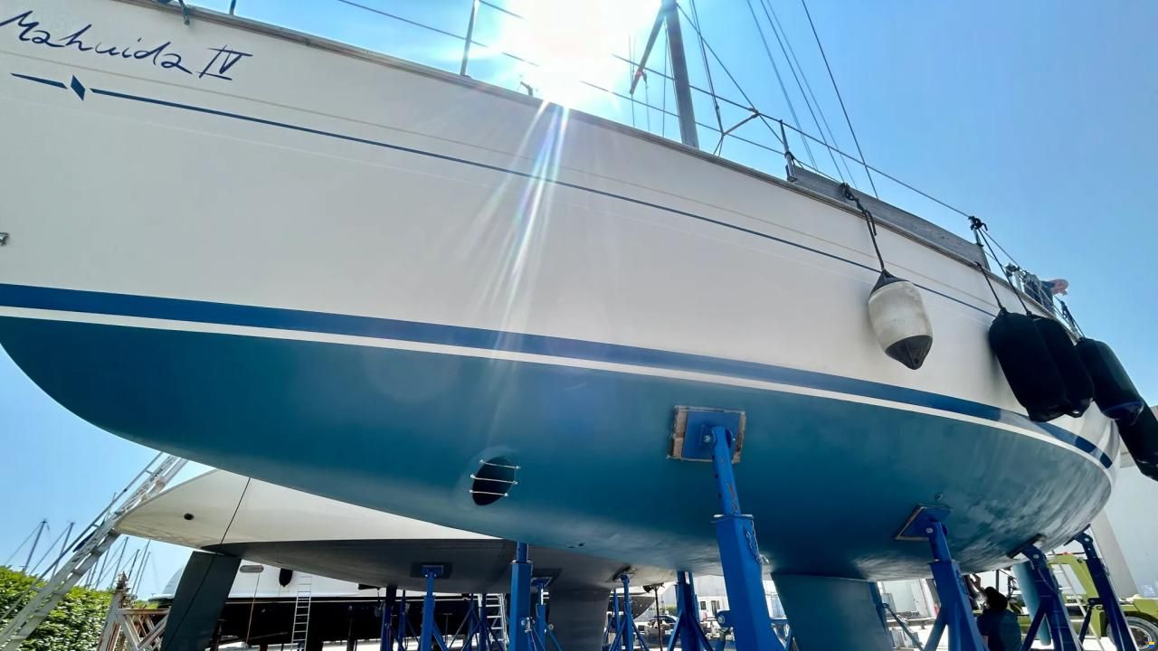 Bavaria 42