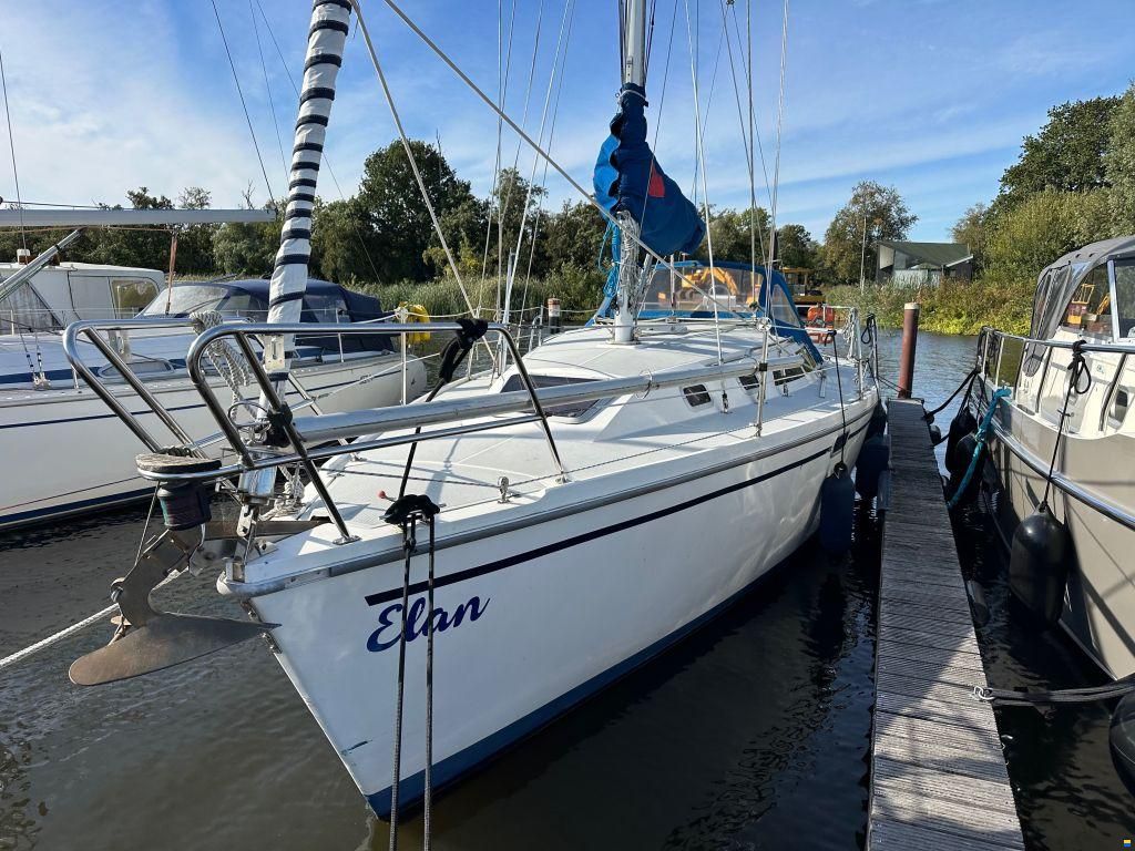 Catalina 320