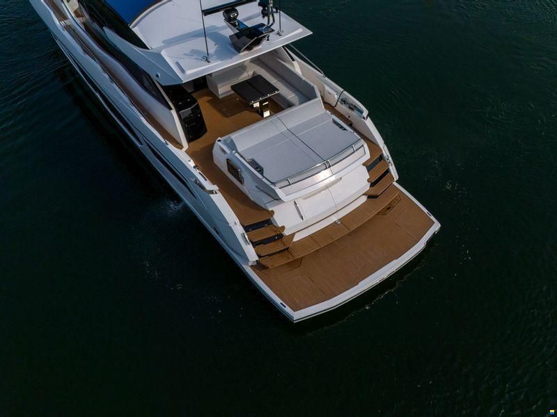 Sunseeker Predator 75