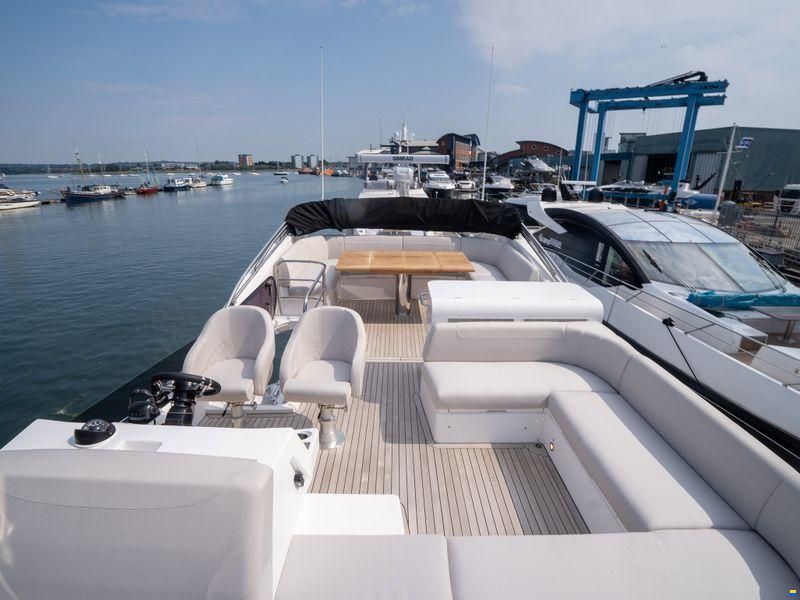 Sunseeker Manhattan 55